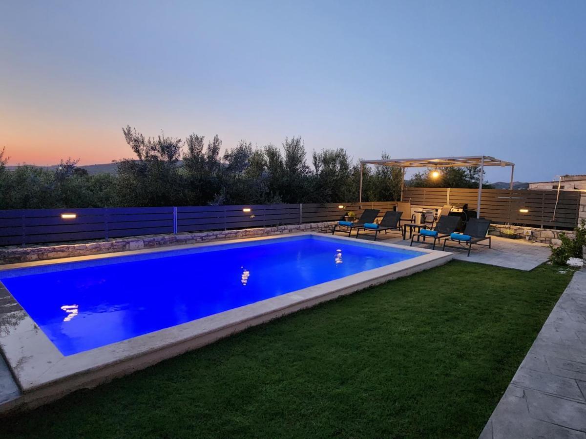 Villa Sheila With Private Pool Roumelí Extérieur photo